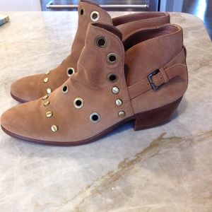 Sam Edelman Tan Ankle Boots with Gold Accents